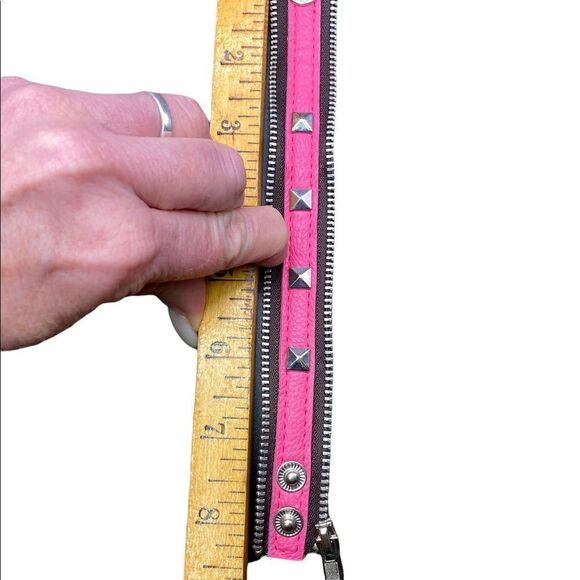 BCBGeneration Pink Leather silver studded cuff with zipper adjustable snap - Picture 7 of 10